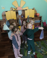 "Развиваем творческое мышление ребёнка" "Развиваем творческое мышление ребёнка".